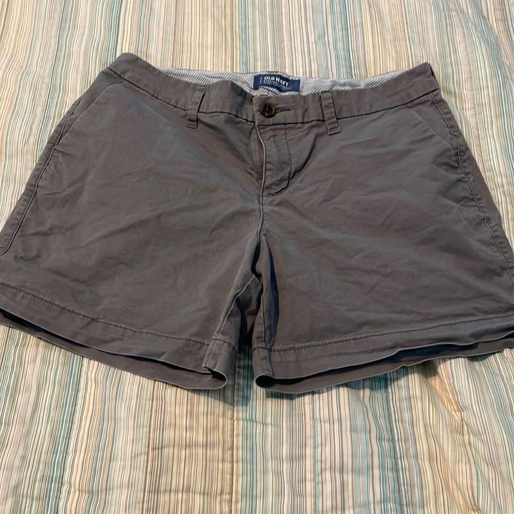Gray shorts